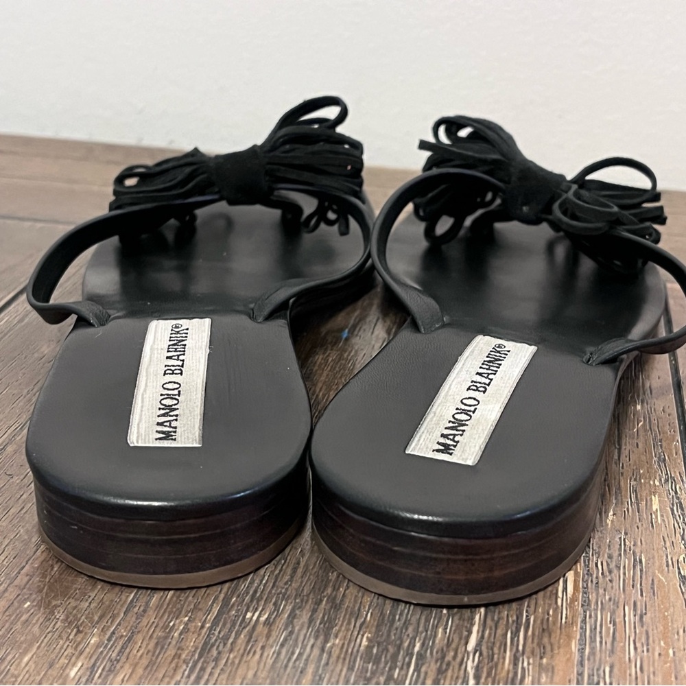 Manolo Blahnik Black Leather Bow Accents Sandals size 37 Women’s US size 7 - Picture 5 of 12